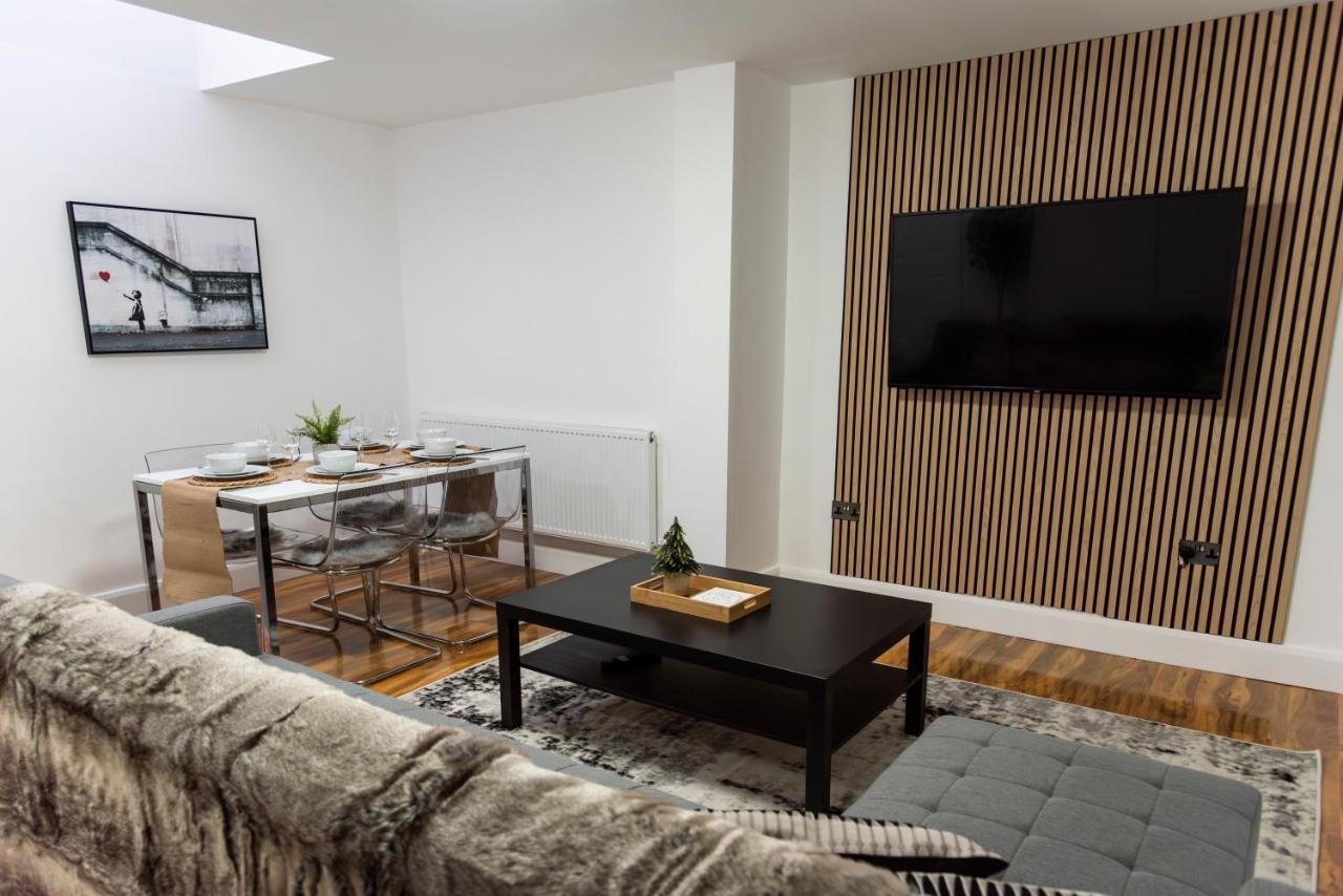 Extended I Contractors I Free Parking Apartment *